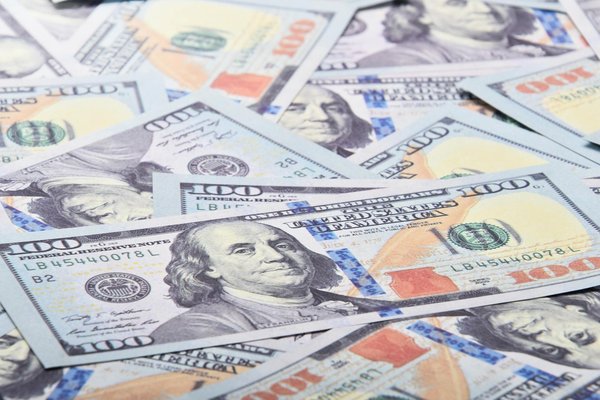 Exploration des Différences : Guide Complet sur les Baux Commerciaux et Résidentiels